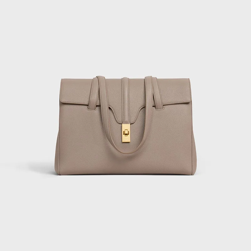 MEDIUM SOFT 16 BAG IN SUPPLE GRAINED CALFSKIN