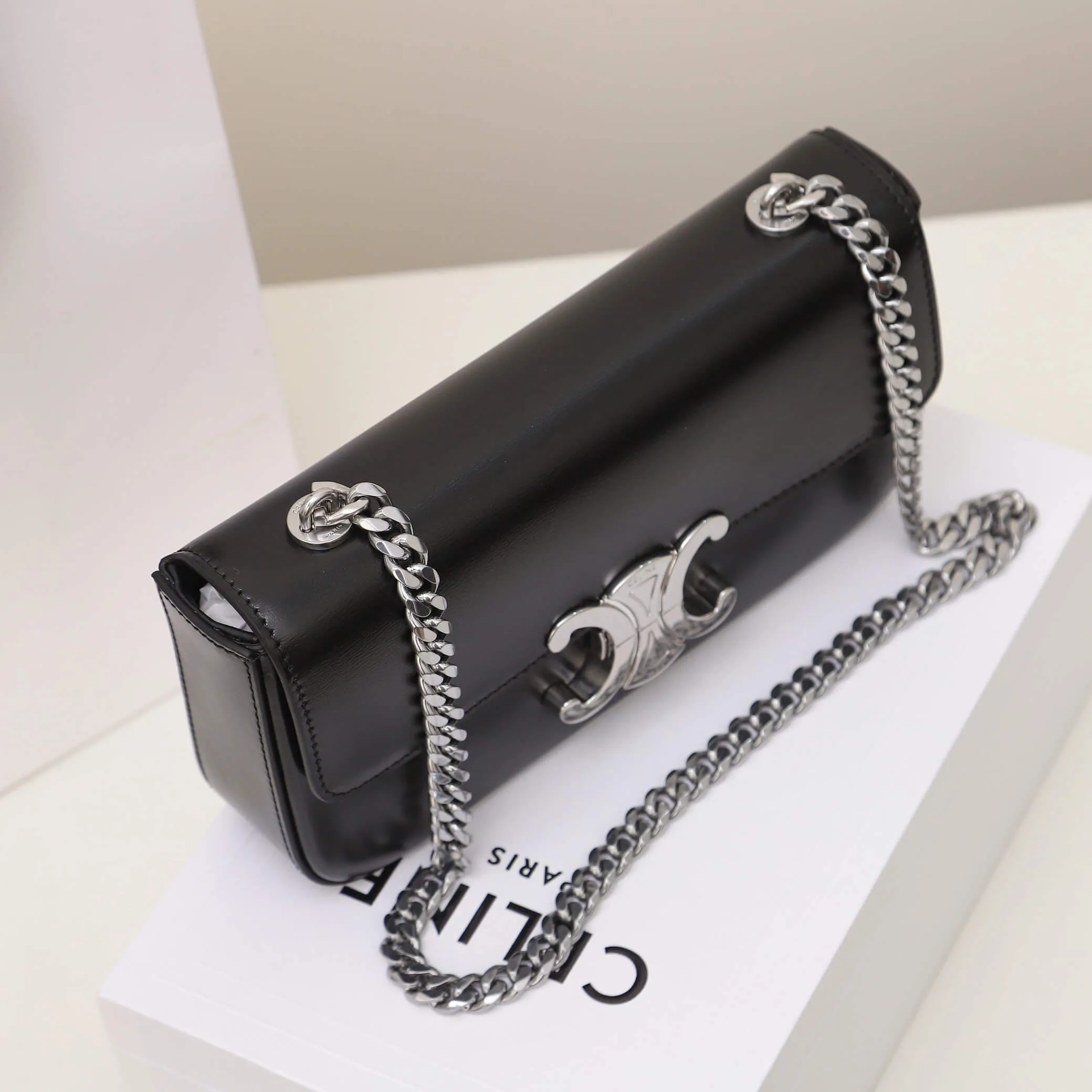 CELINE CLAUDE shiny cowhide leather chain shoulder bag
