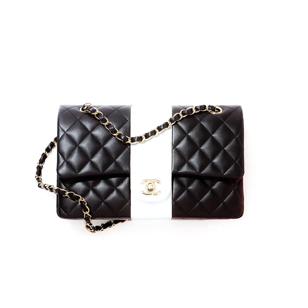 Chanel Classic Handbag Lambskin & Gold Metal A01112