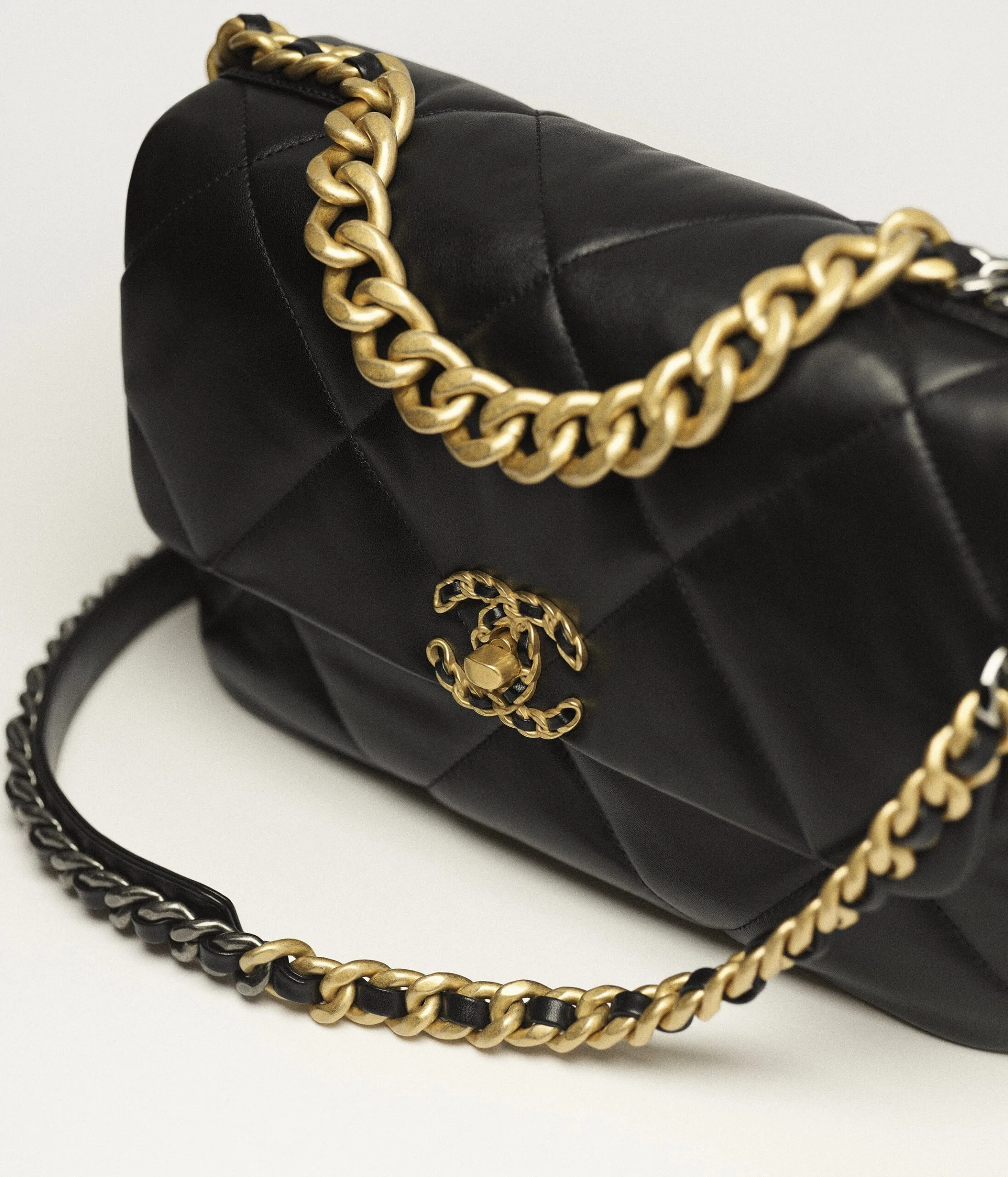 19 Large Handbag