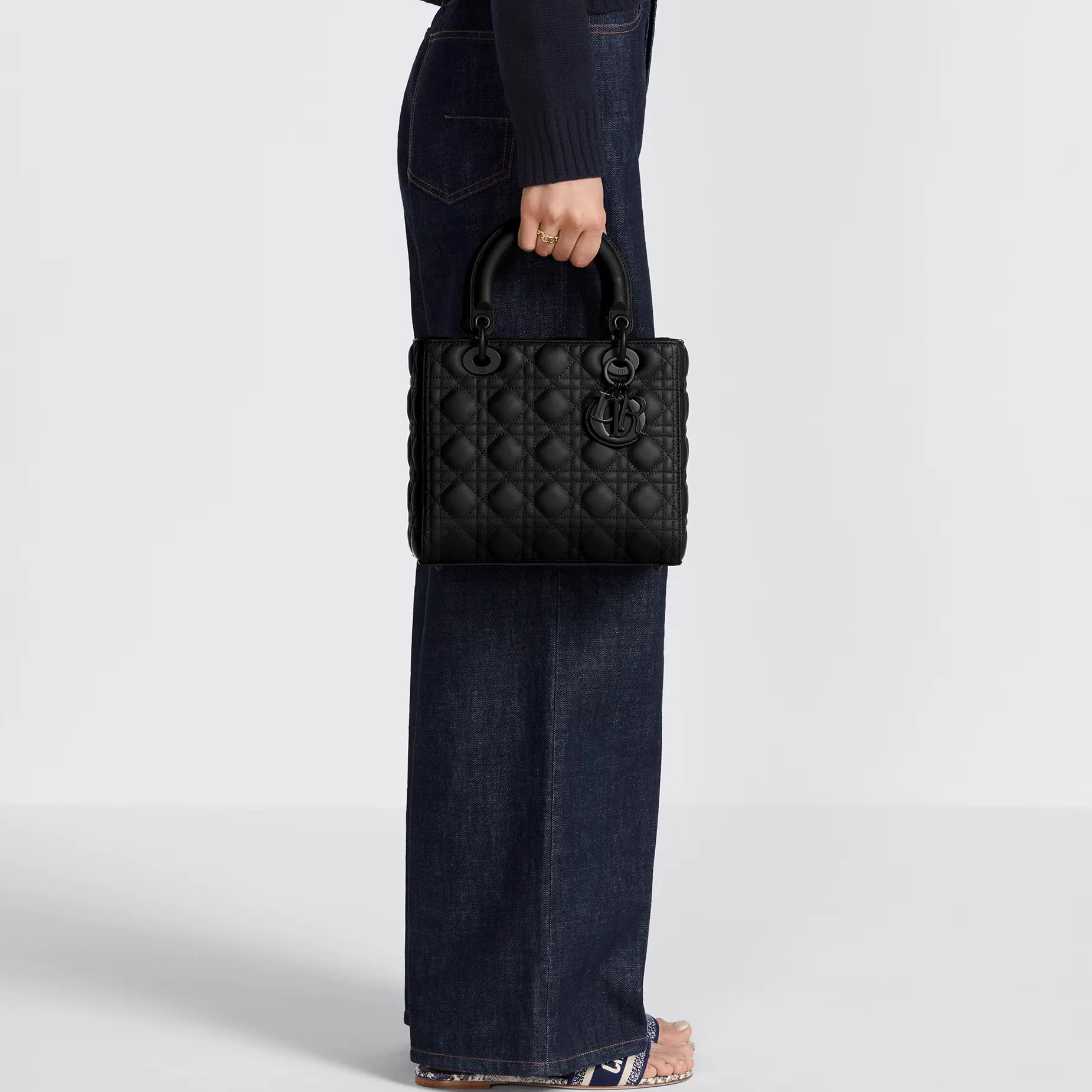 MEDIUM LADY BAG