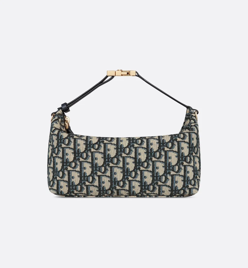 Medium Travel Nomad Pouch