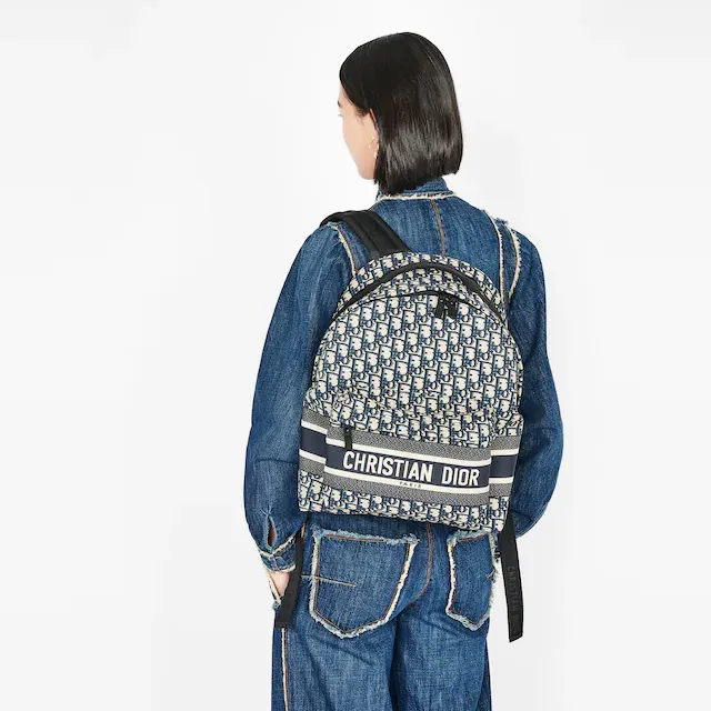 TRAVEL BACKPACK