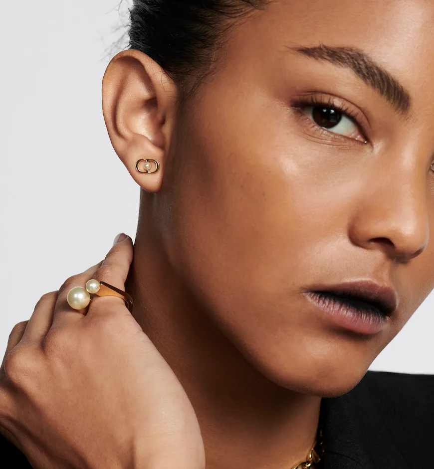 Petit CD Jolie Mini Stud Earrings