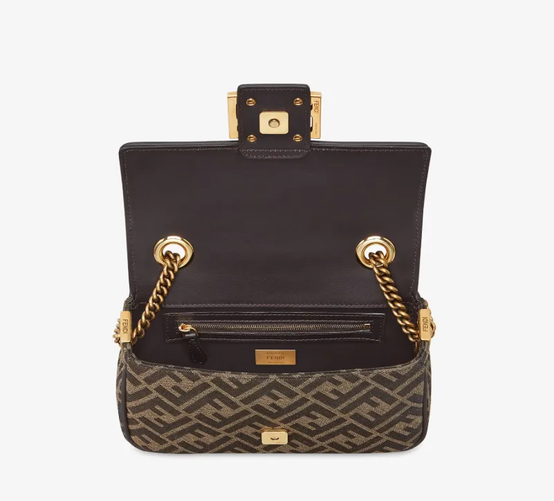 FENDI Baguette Chain Midi