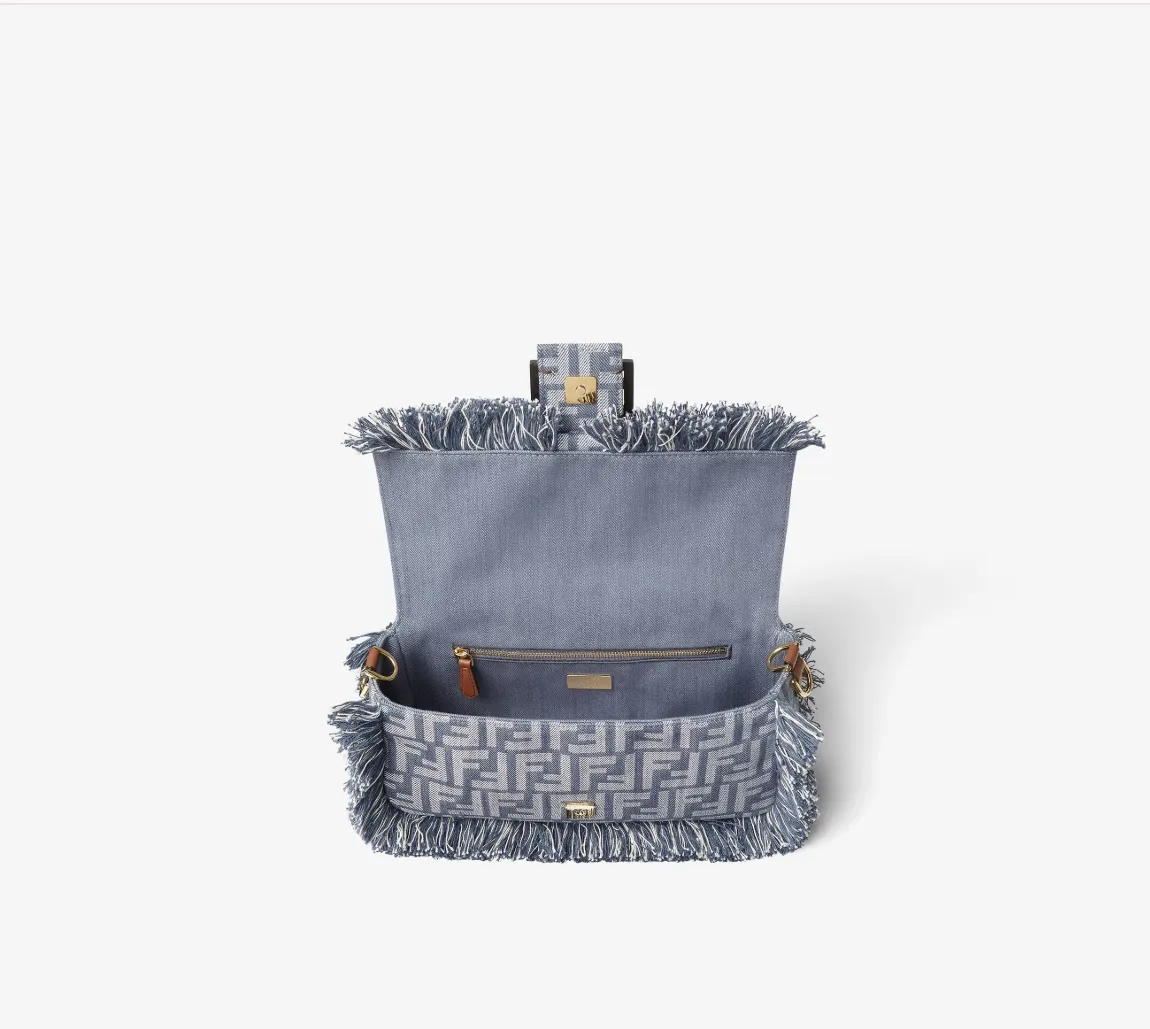Fendi Baguette