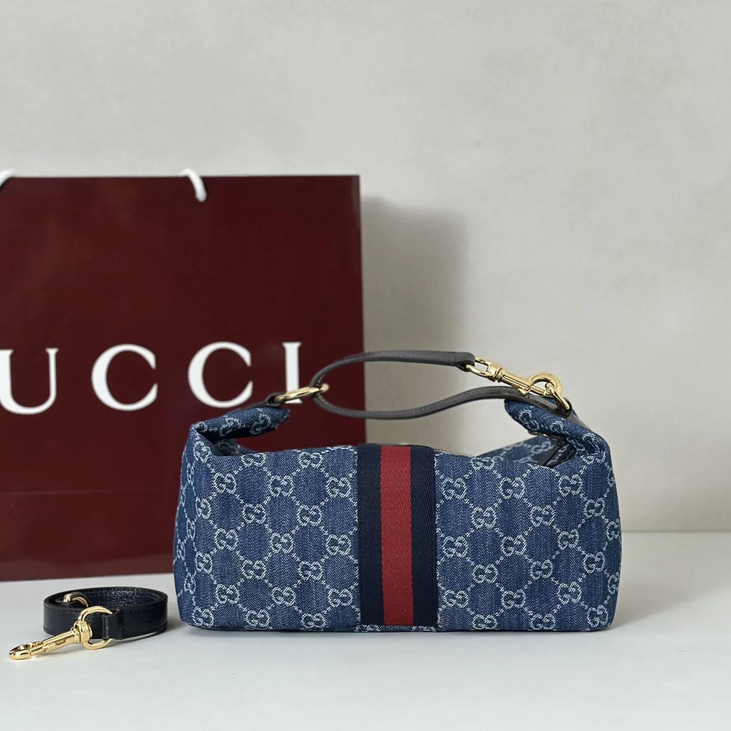 Gucci Vanity Top Handle Blue and white GG denim - Bag