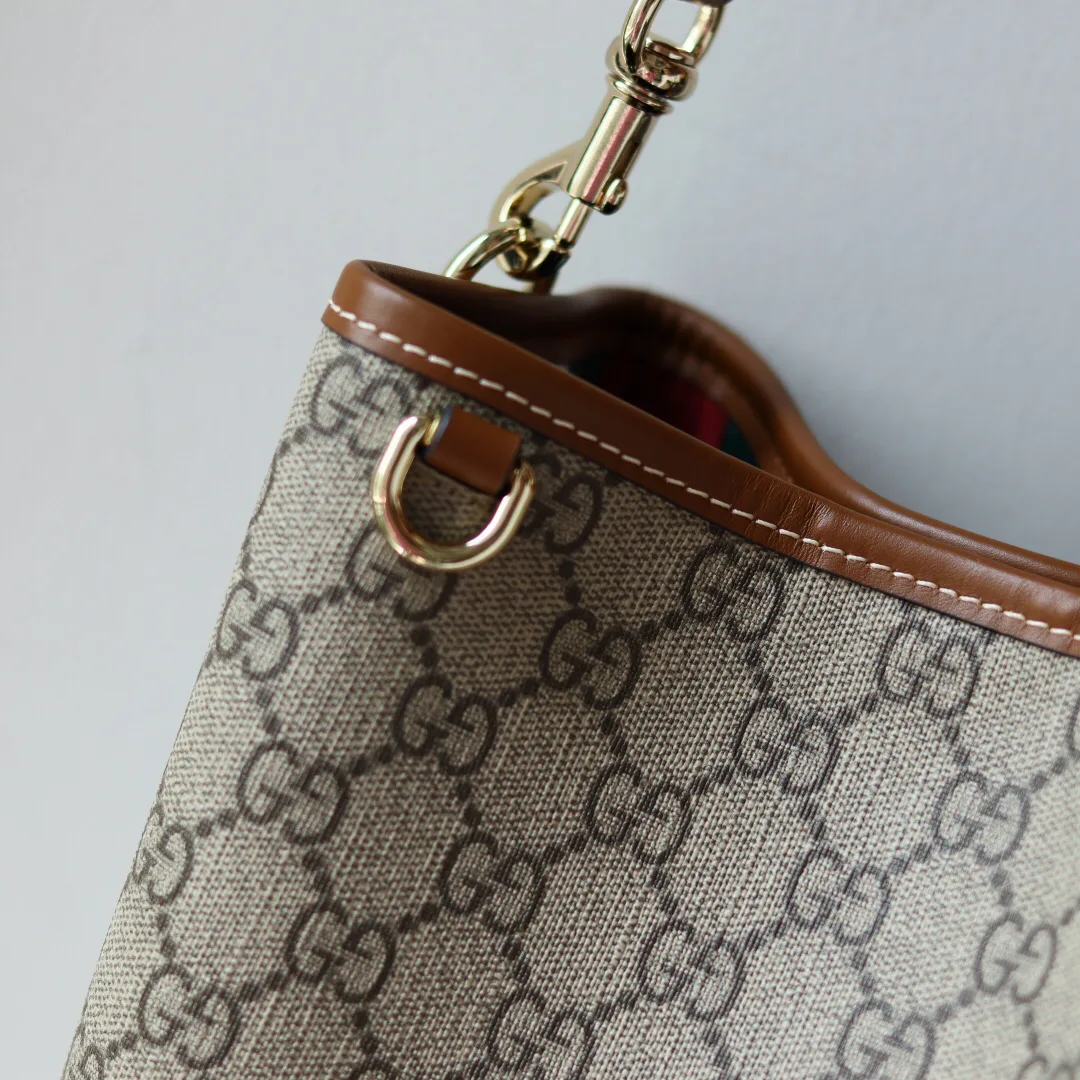 [TOP]Gucci GG Emblem bucket bag - Small