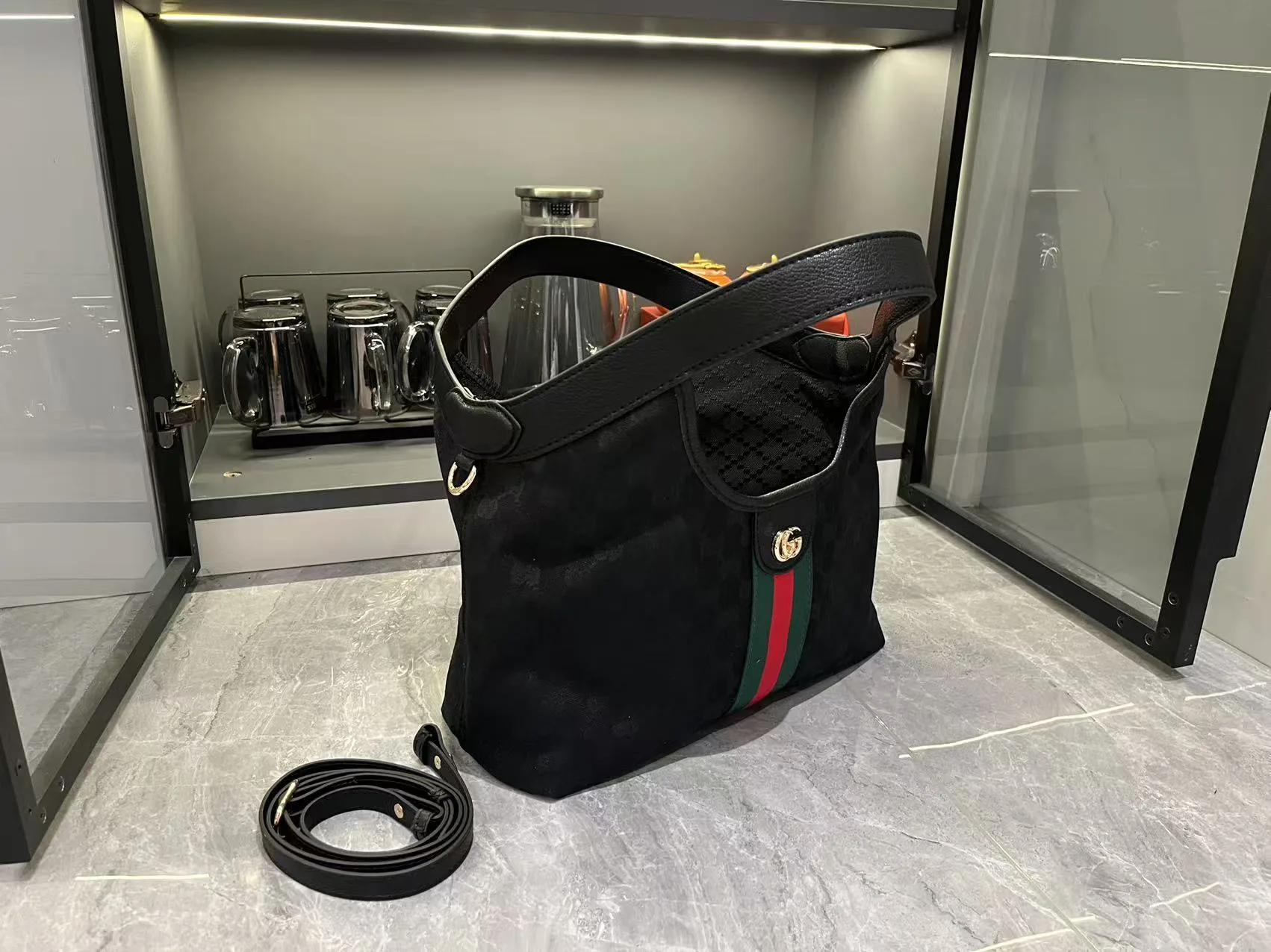 Gucci Giglio Small tote bag Dark black - Bag