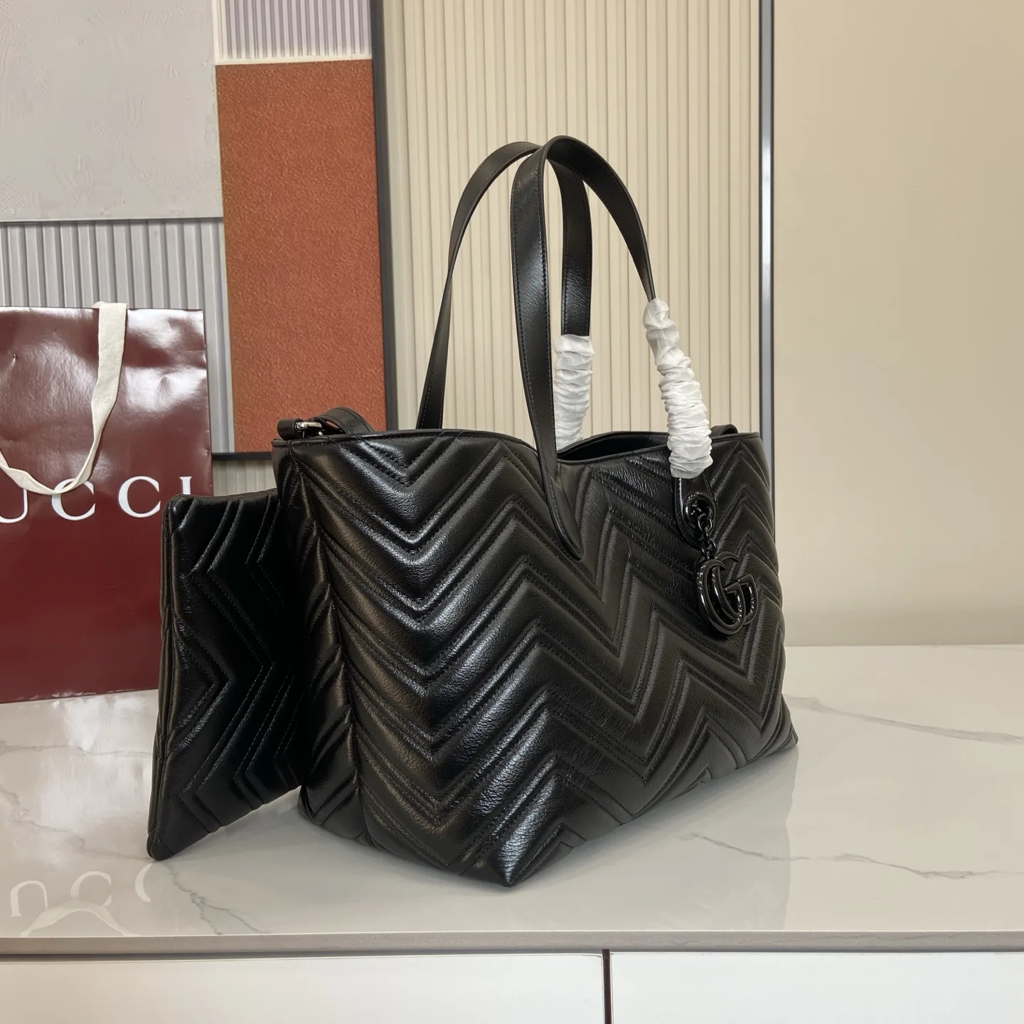 Gucci GG Marmont Medium tote bag Black - Bag