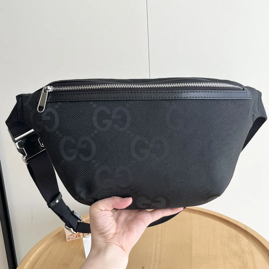 Gucci Jumbo GG Belt Bag