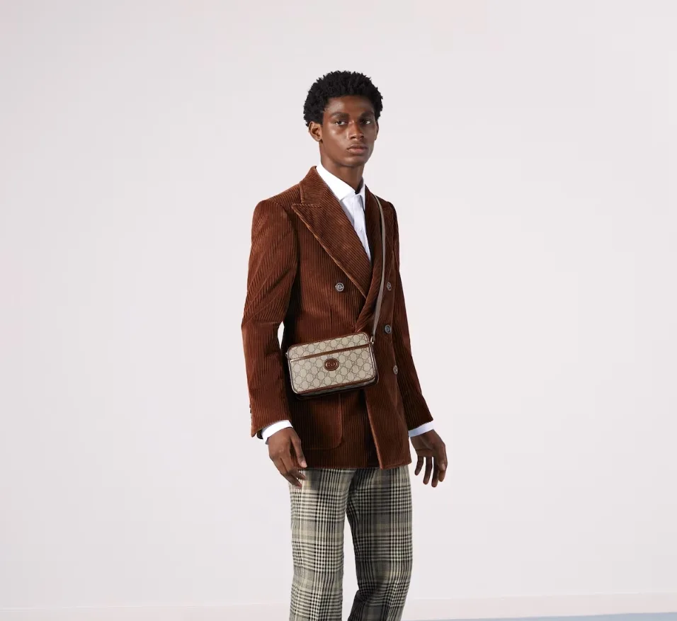 MINI BAG WITH INTERLOCKING