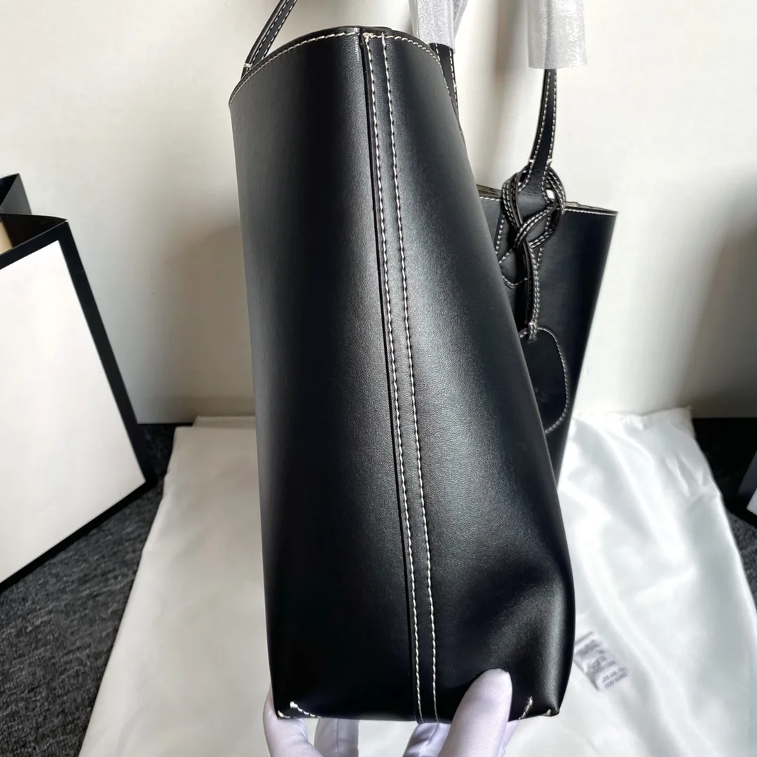 Gucci Calfskin GG Monogram Medium Reversible Tote Black - Bag