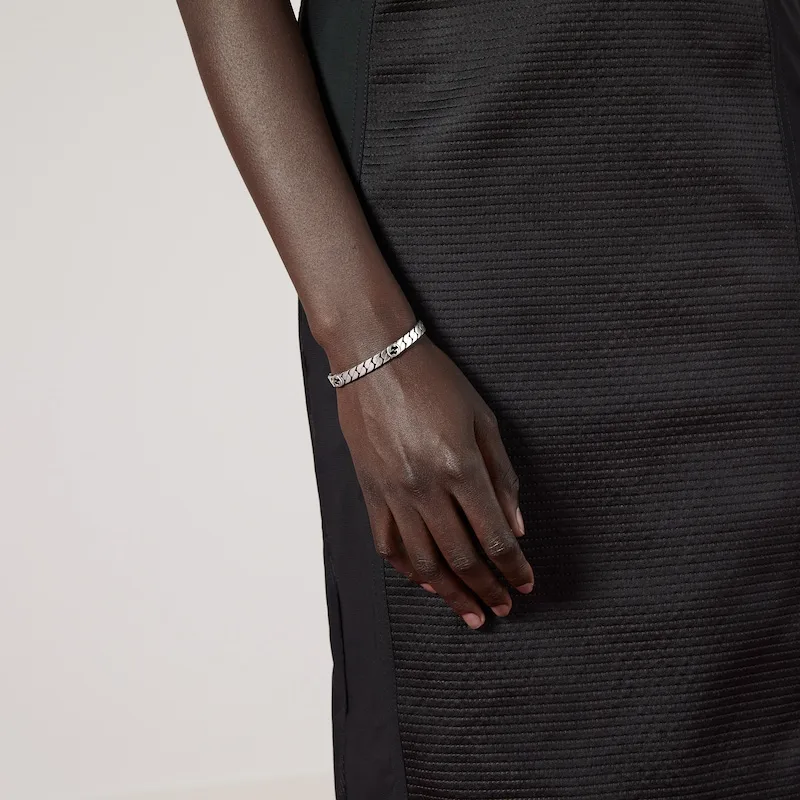 INTERLOCKING BRACELET