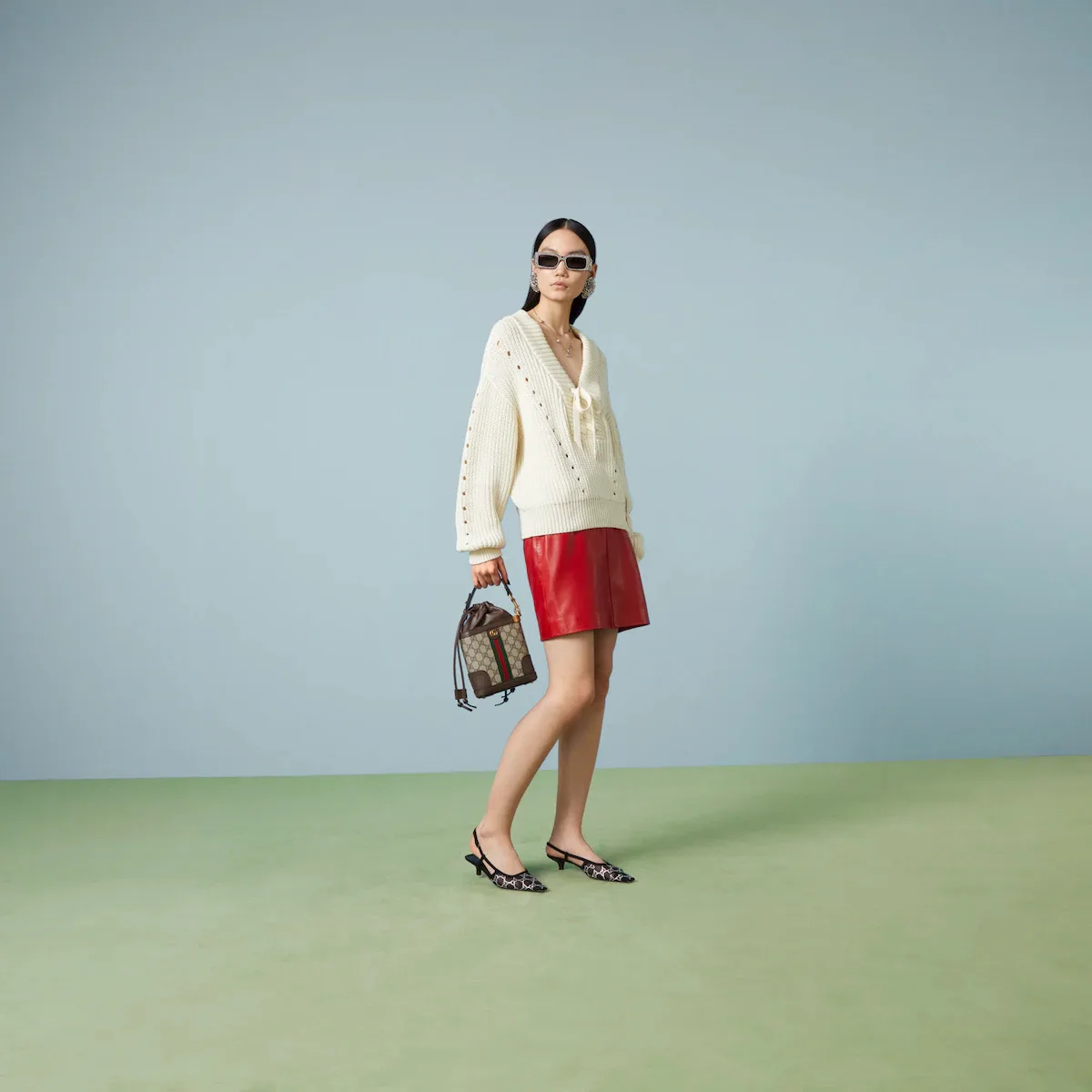 OPHIDIA BUCKET BAG