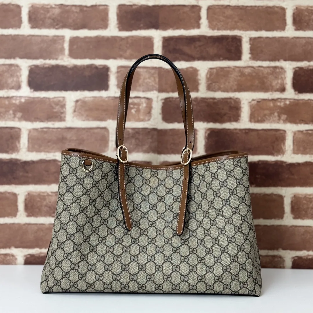 [TOP] Gucci GG Emblem Large brown tote bag