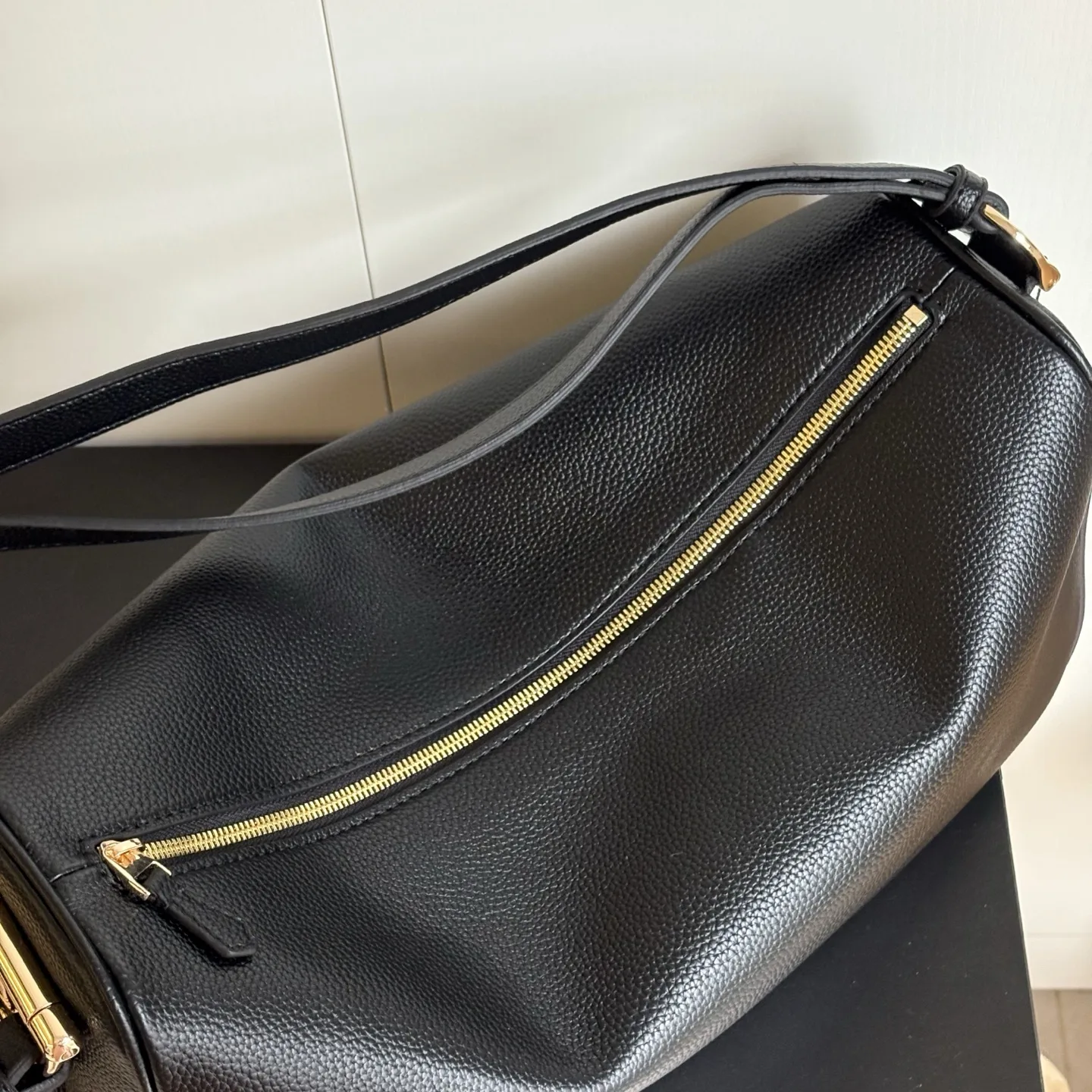 Gucci Half Horsebit Shoulder Black soft grainy leather Bag