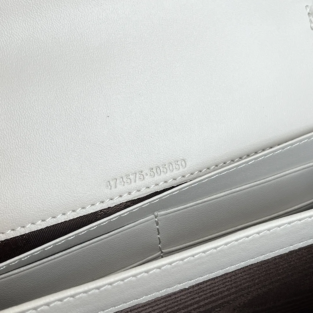 Gucci Marmont Chain Wallet - White Wallet