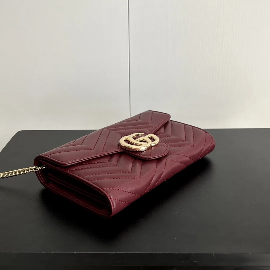 Gucci Marmont Chain Wallet - Red Wallet