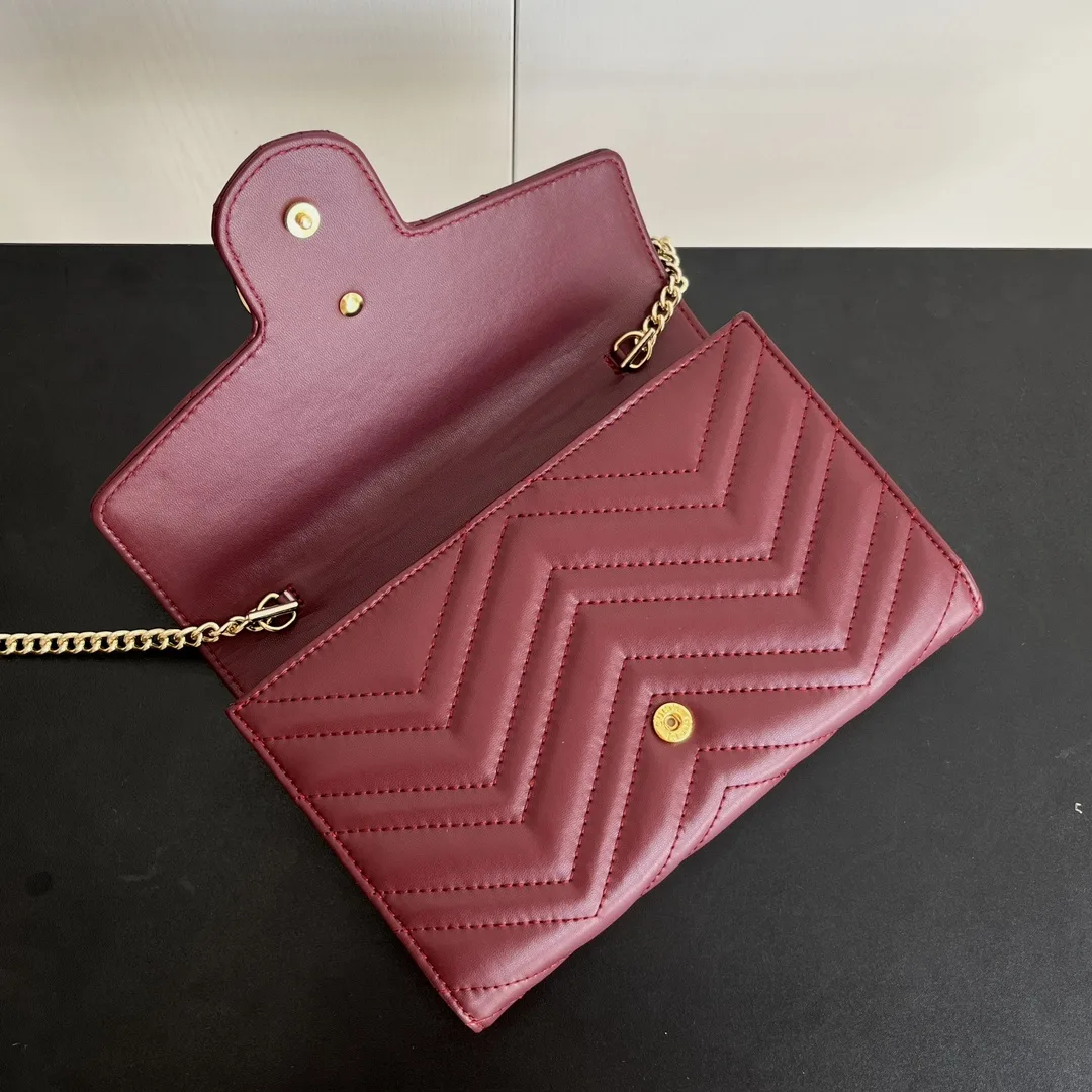 Gucci Marmont Chain Wallet - Red Wallet