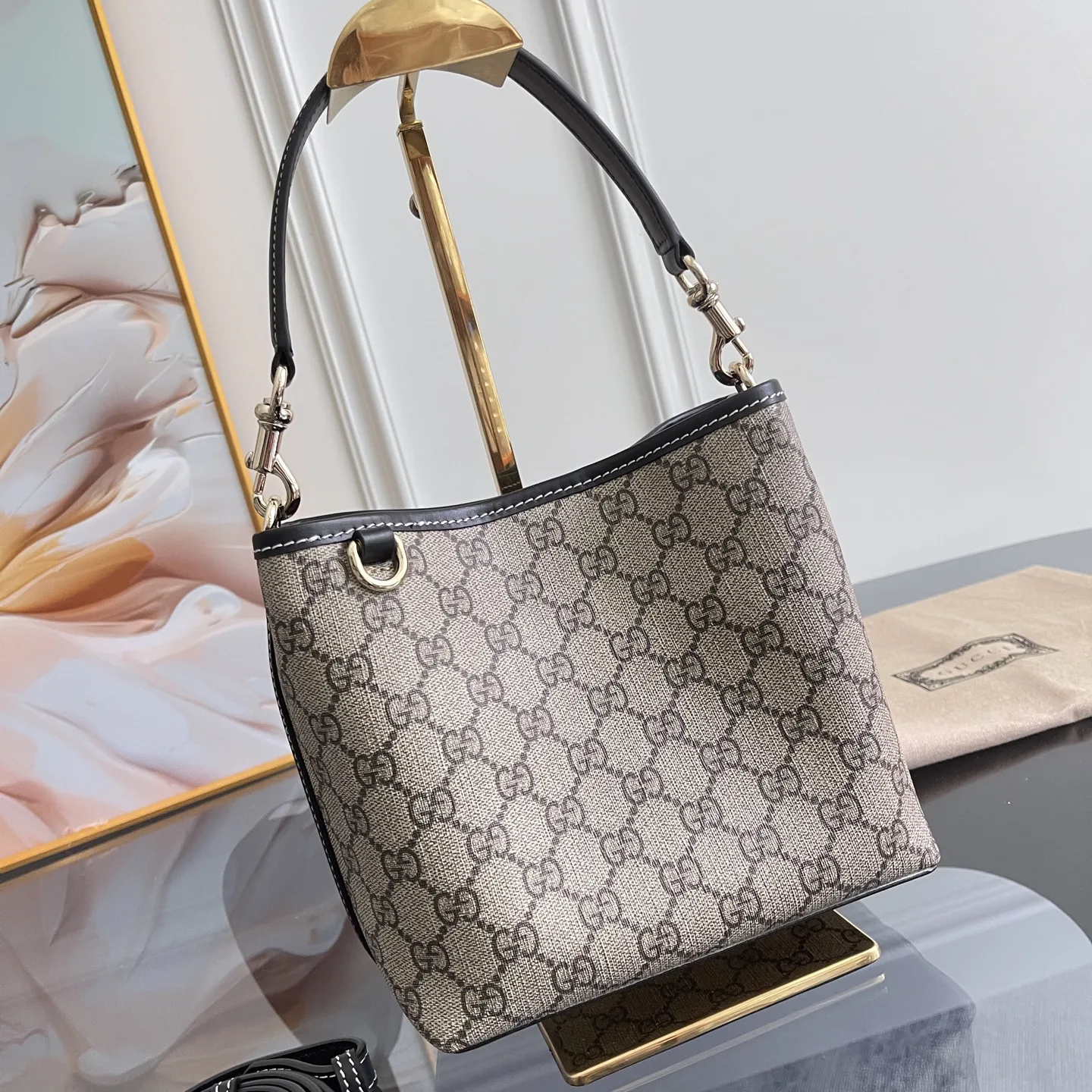 [TOP]Gucci GG Emblem Bucket Bag - Black