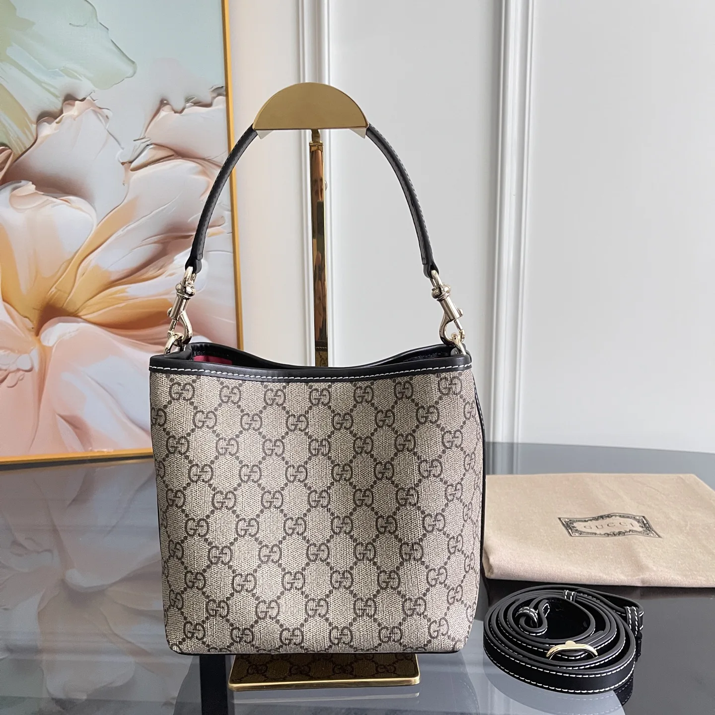 [TOP]Gucci GG Emblem Bucket Bag - Black