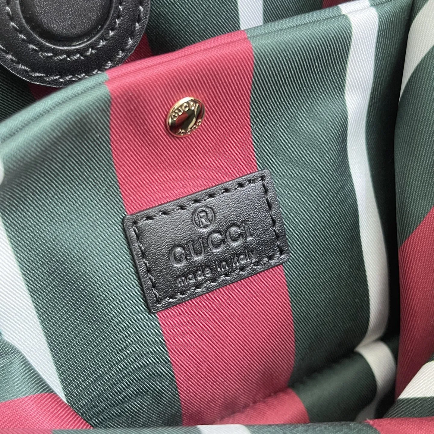 [TOP]Gucci GG Emblem Bucket Bag - Black