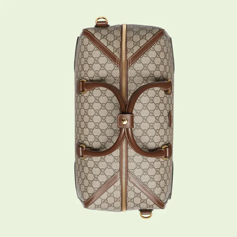 DUFFLE BAG WITH INTERLOCKING G