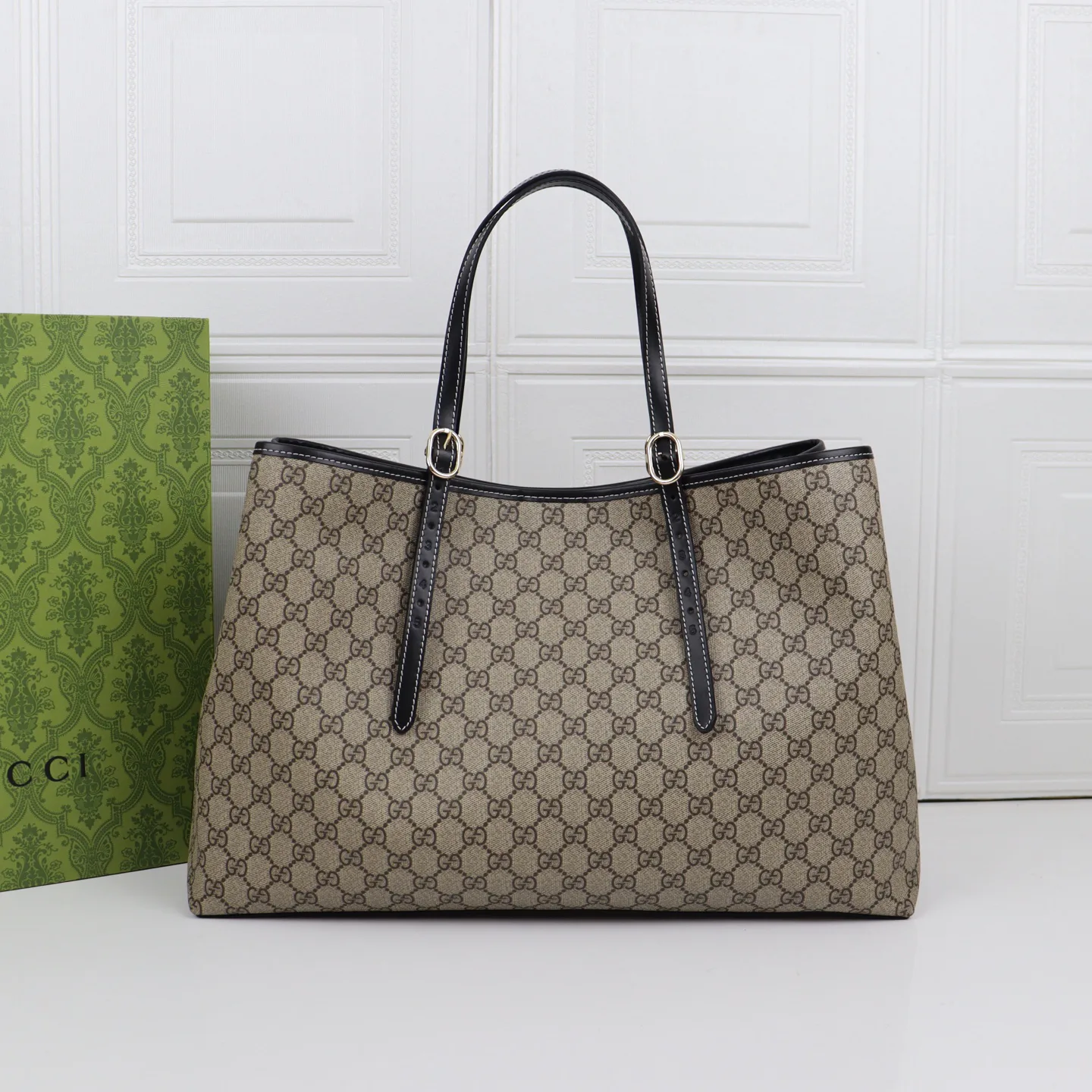 Gucci GG Emblem Maxi Black tote bag