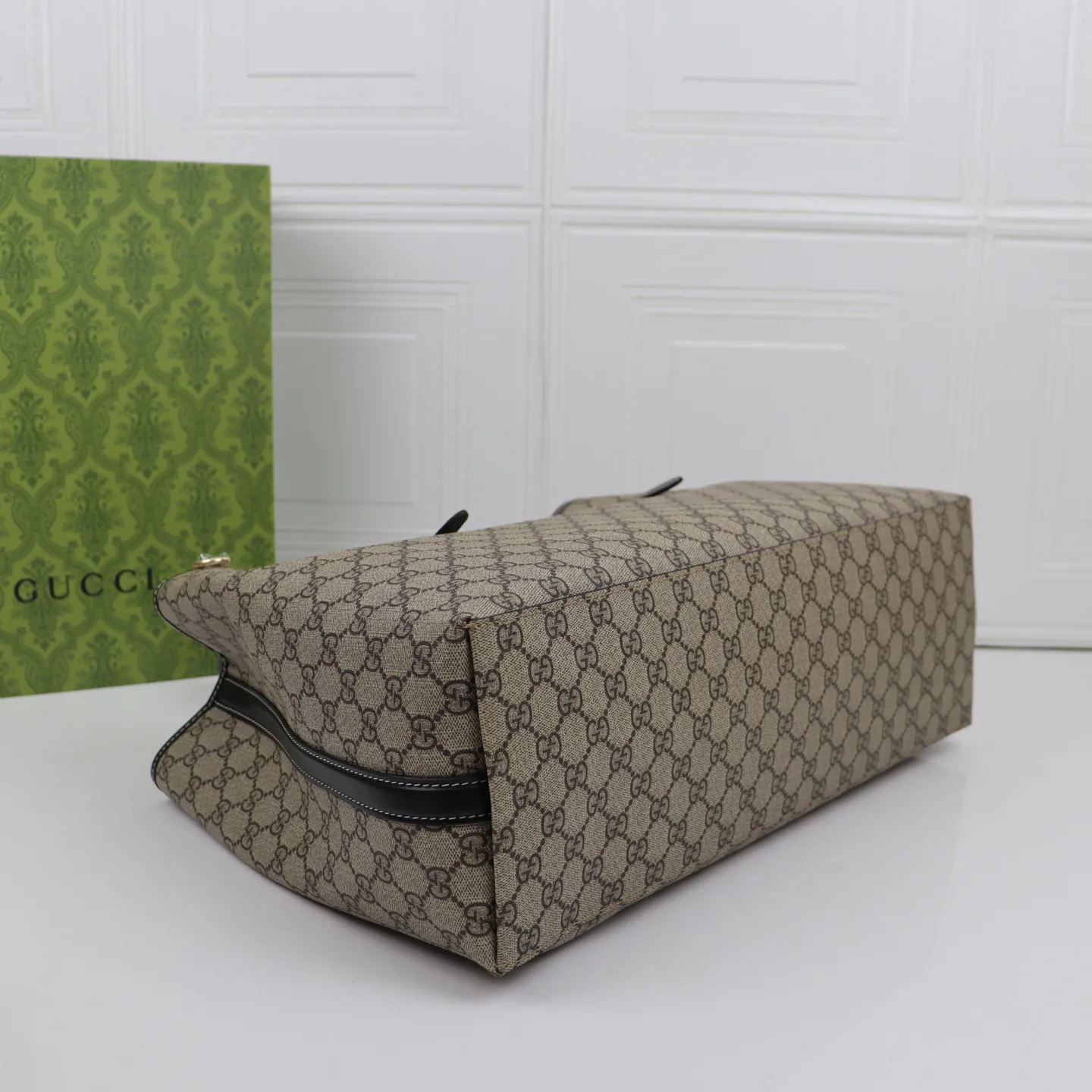Gucci GG Emblem Maxi Black tote bag
