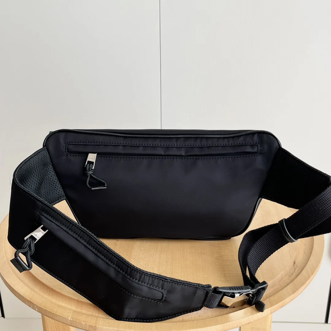 Gucci Satchel - Black Bag