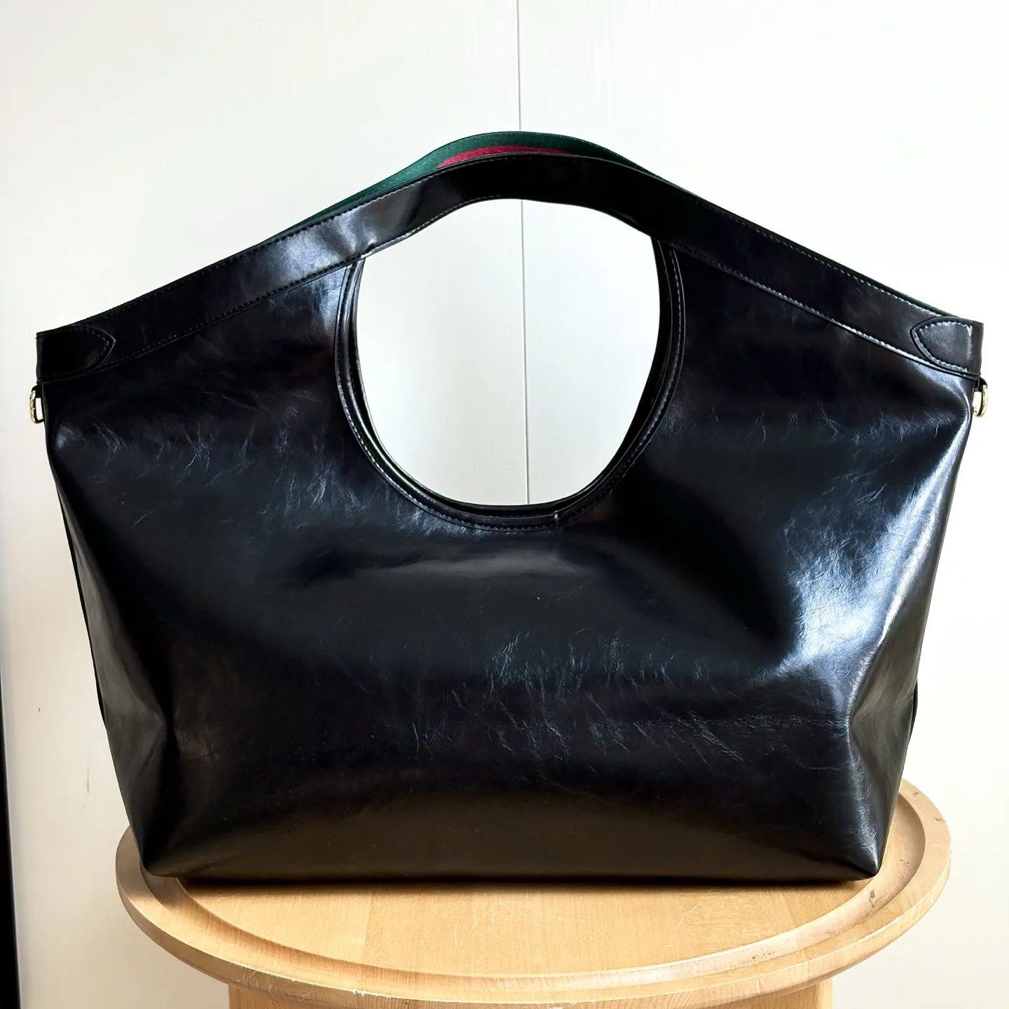 Gucci Giglio large tote bag - Black soft glossy leather