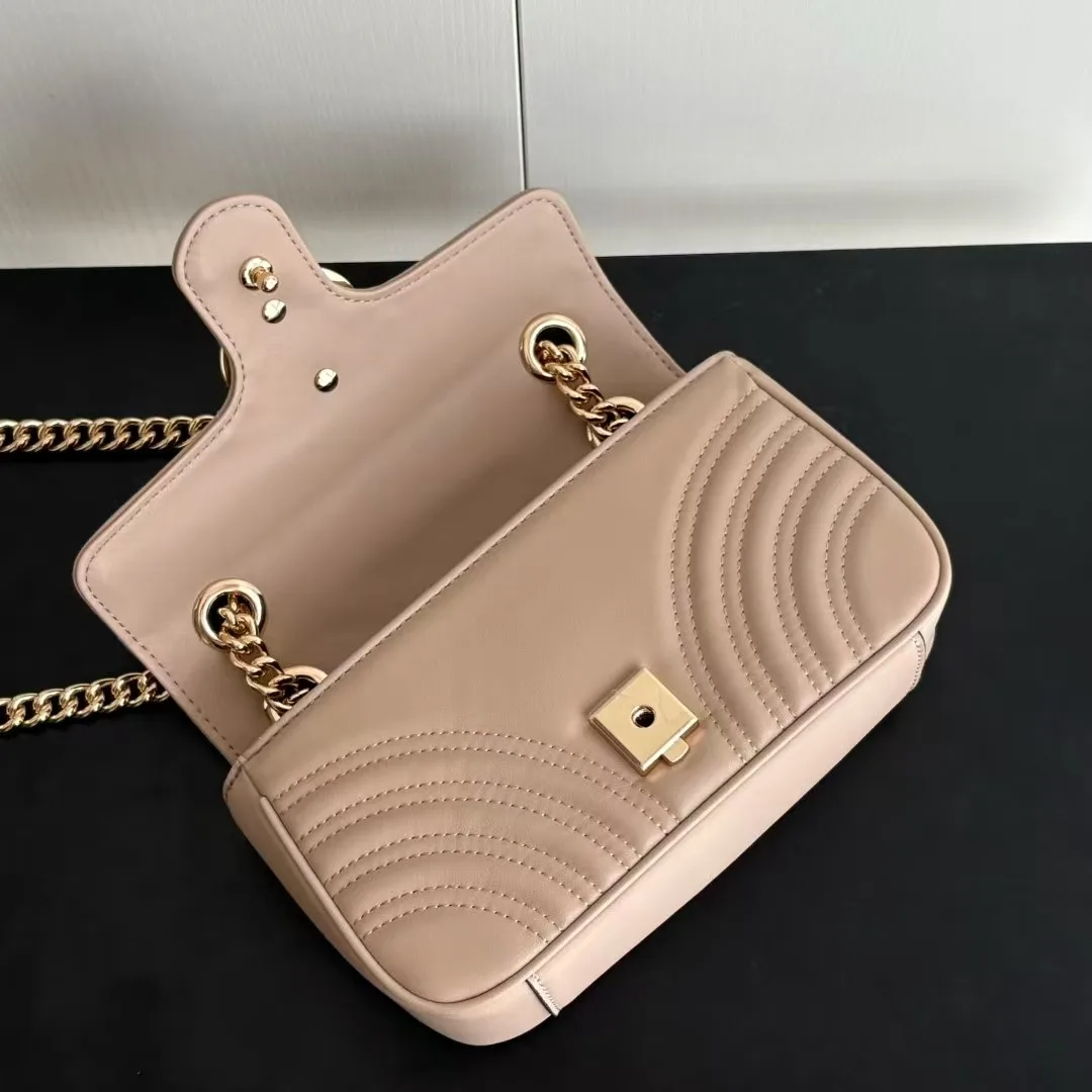Gucci GG Marmont Shoulder Bag