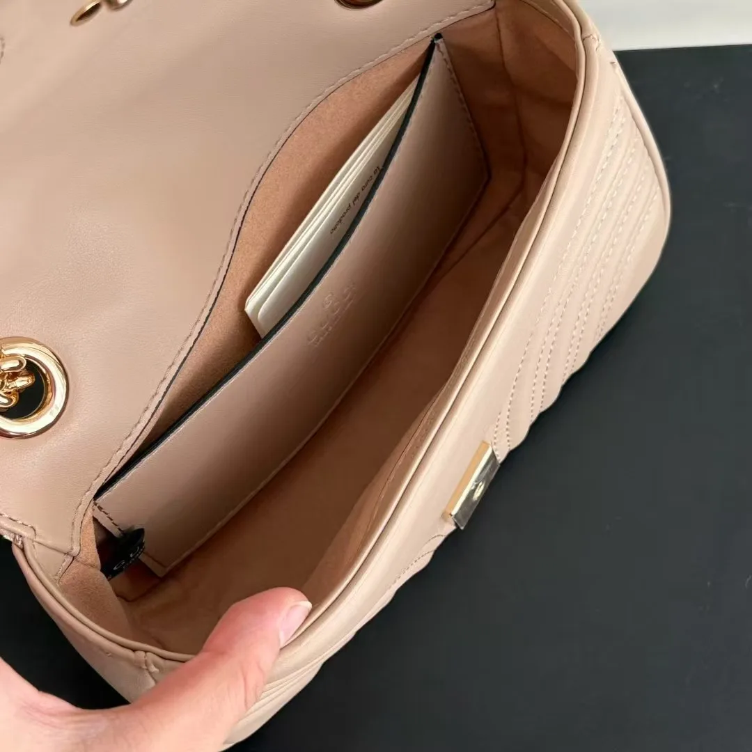 Gucci GG Marmont Shoulder Bag