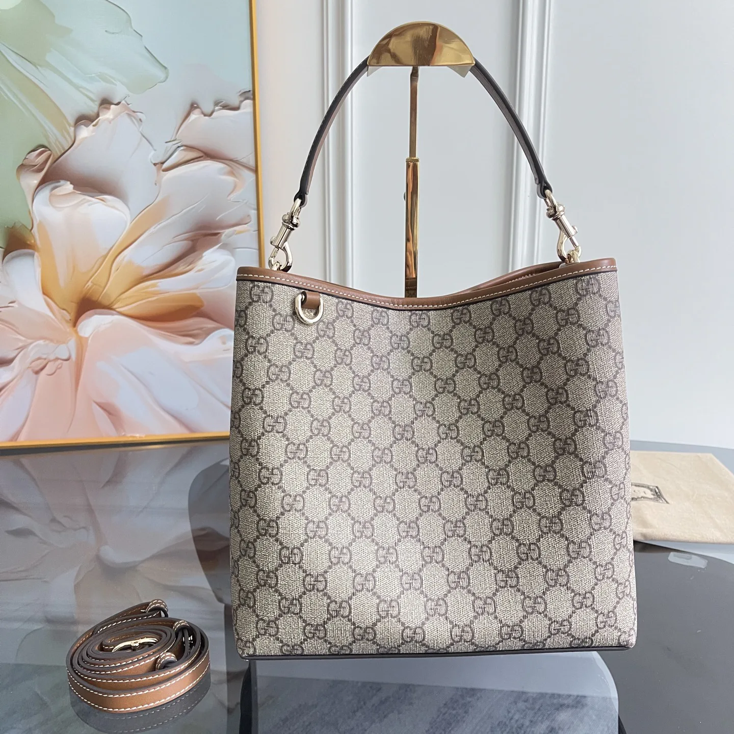 [TOP]Gucci GG Emblem bucket bag - Medium