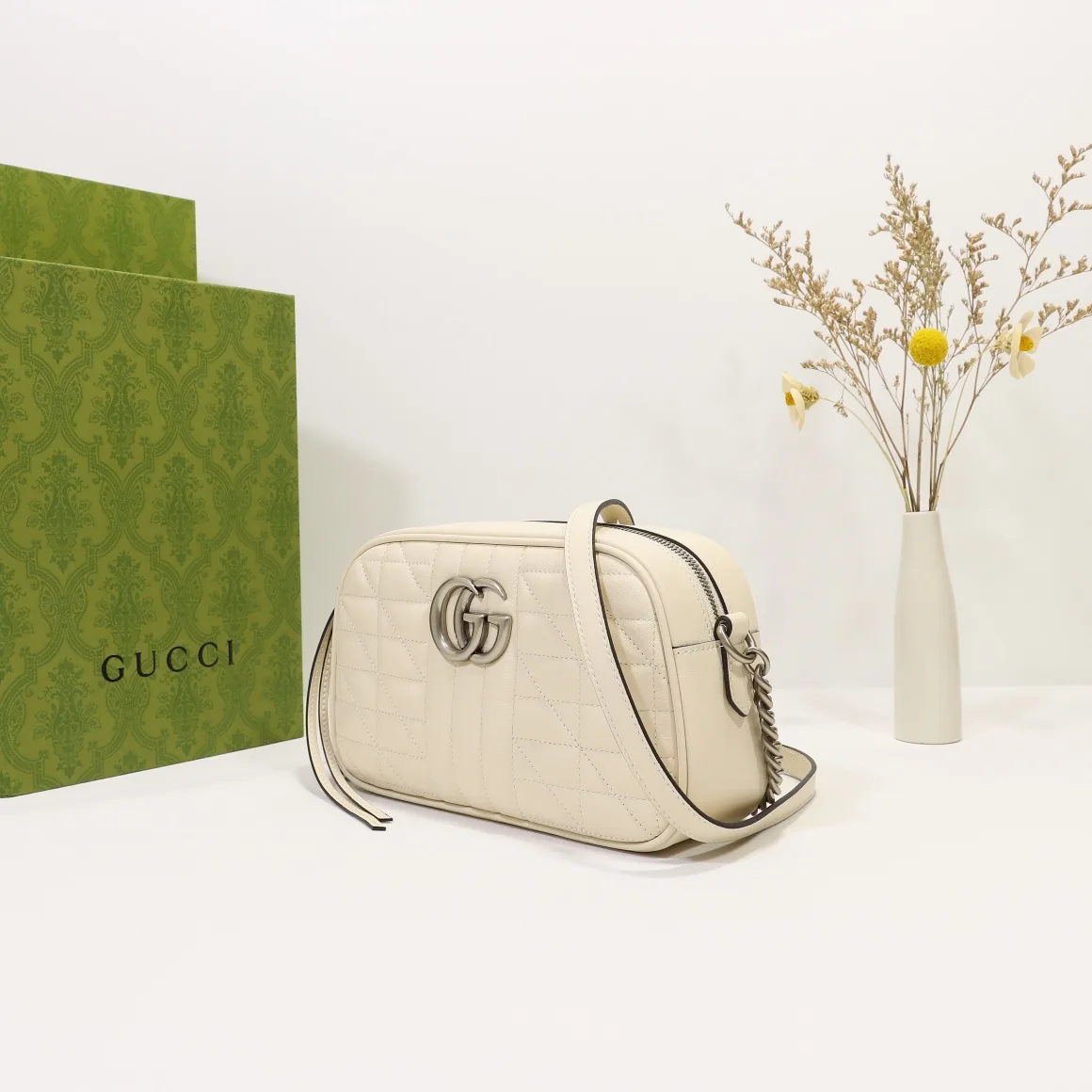 GUCCI GG Marmont Chain Shoulder Bag