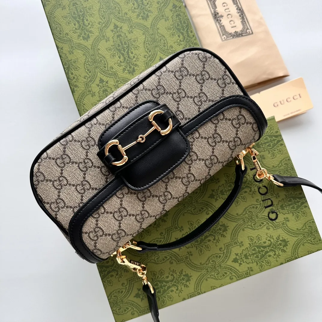 Gucci Horsebit 1955 Small Black Shoulder Bag