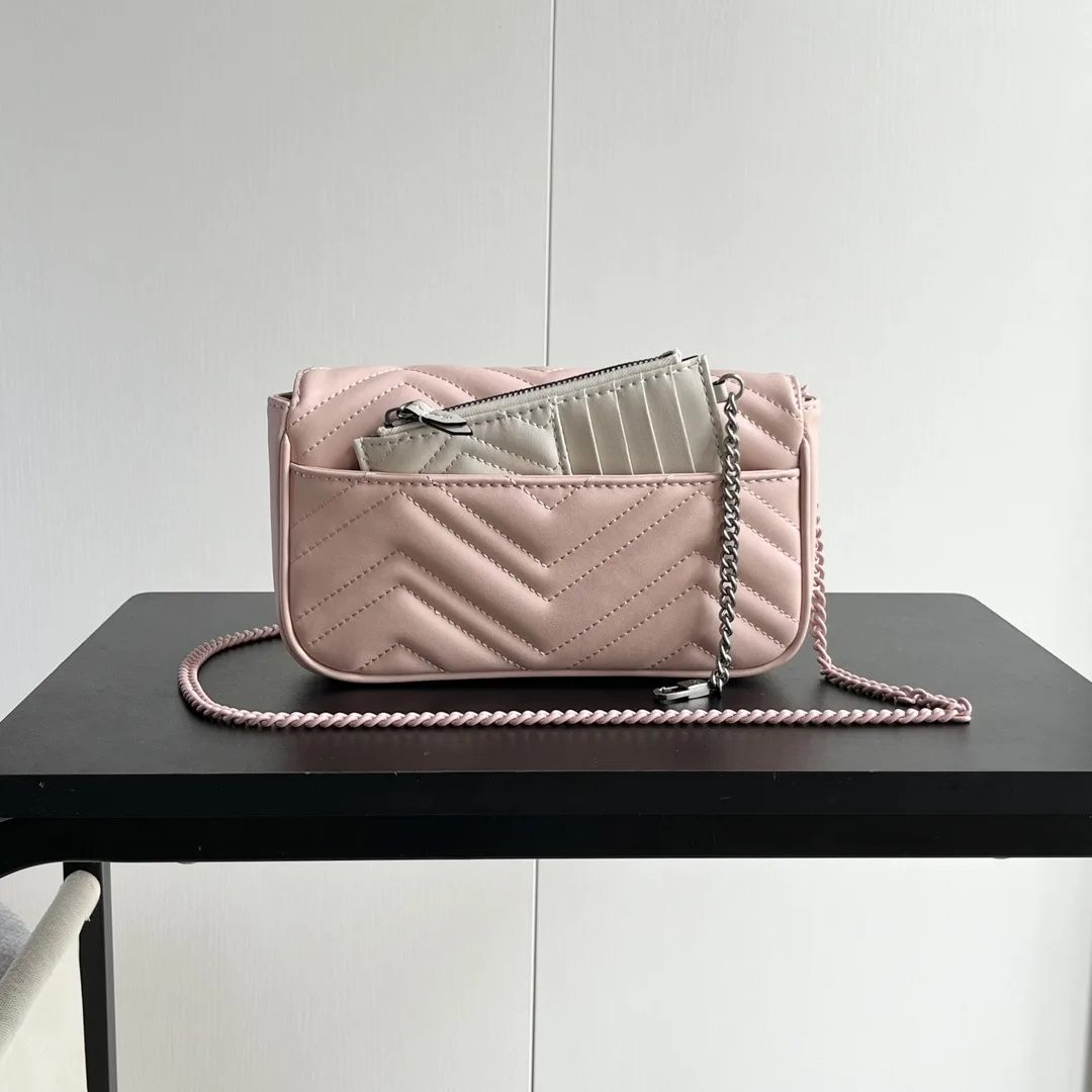 Gucci GG Marmont matelassé leather super mini bag