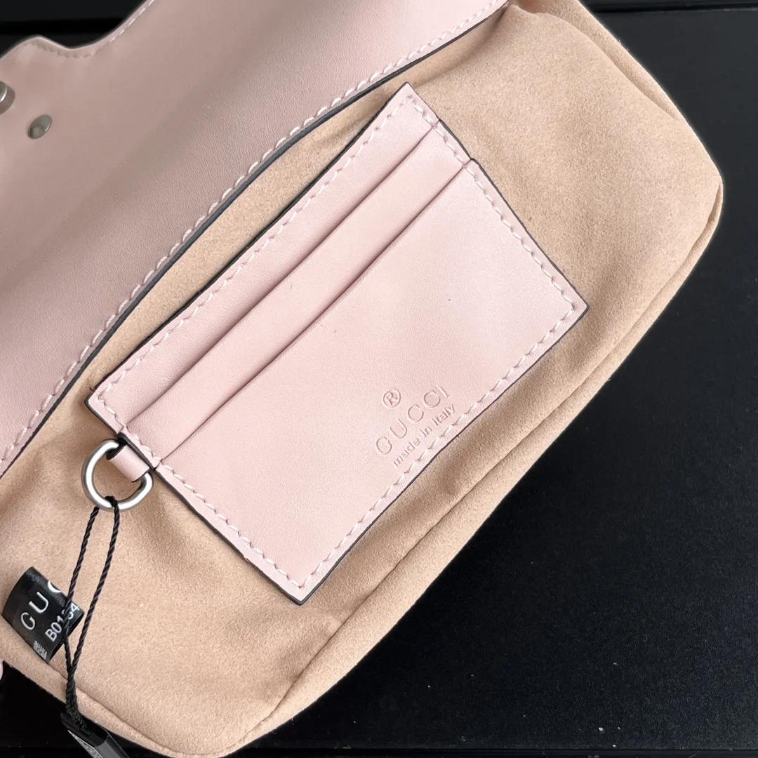Gucci GG Marmont matelassé leather super mini bag