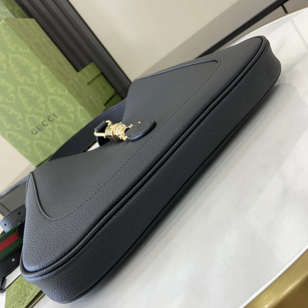 [TOP] Gucci Jackie 1961 small shoulder bag in black leather