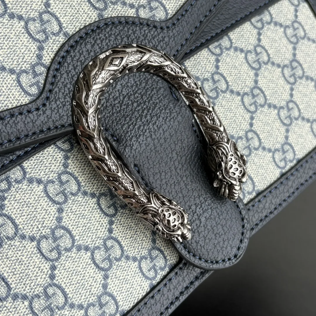 Gucci Dionysus Bag Medium GG Supreme - blue and beige