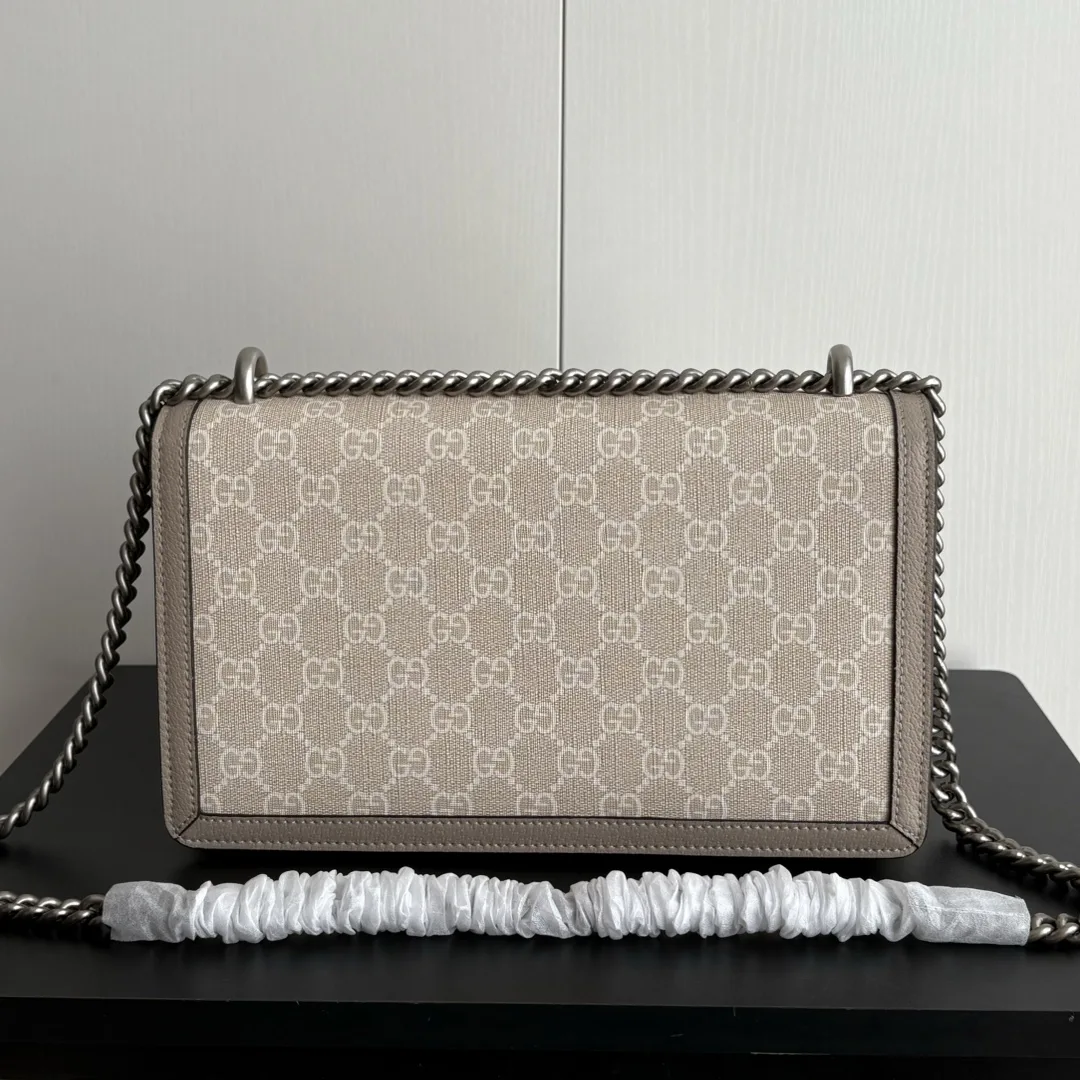 Gucci Dionysus Medium GG-Jacquard Shoulderbag - Beige and white