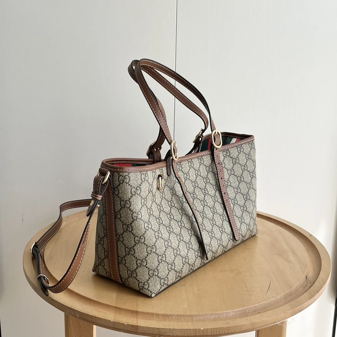 Gucci GG Emblem Medium brown tote bag