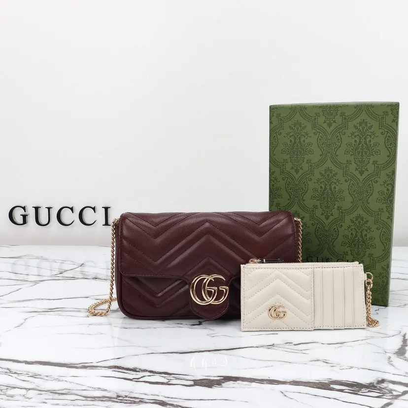 Gucci GG Marmont Red Matelassé Chevron Leather Small Shoulder Bag