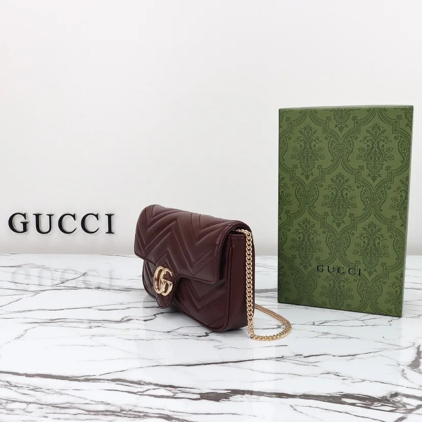 Gucci GG Marmont Red Matelassé Chevron Leather Small Shoulder Bag