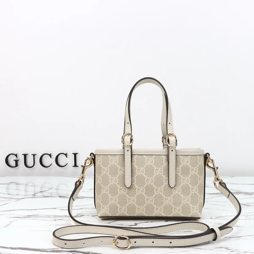 Gucci GG Emblem mini bag- White
