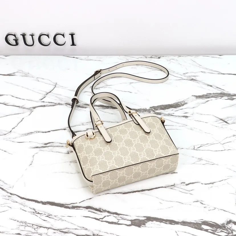 Gucci GG Emblem mini bag- White