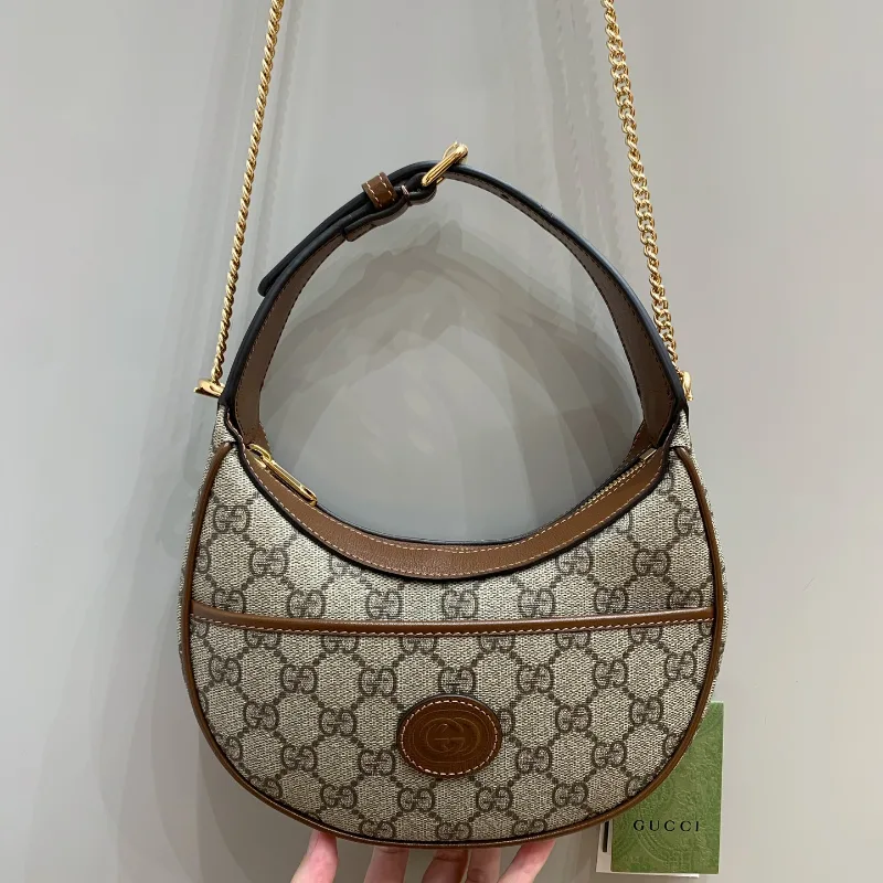 [TOP] Gucci Half-moon-shaped Mini Bag