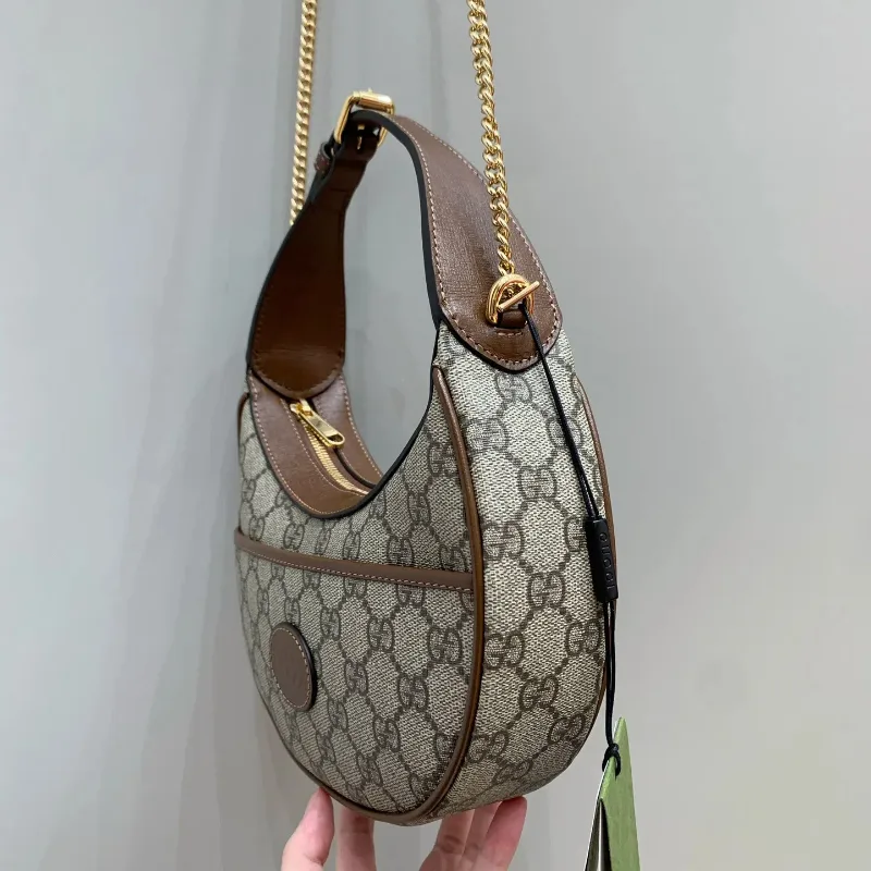 [TOP] Gucci Half-moon-shaped Mini Bag