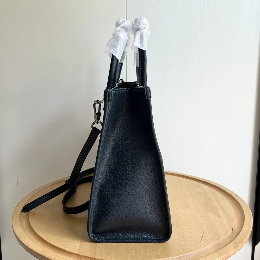 Gucci Retro Shopper - Navy Bag